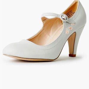 J. Adams Pixie Grey Shoes - Size 6.5